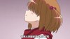 小女生 侧身 抬头看 樱桃头绳
