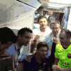 男人 拍照 国外 庆祝