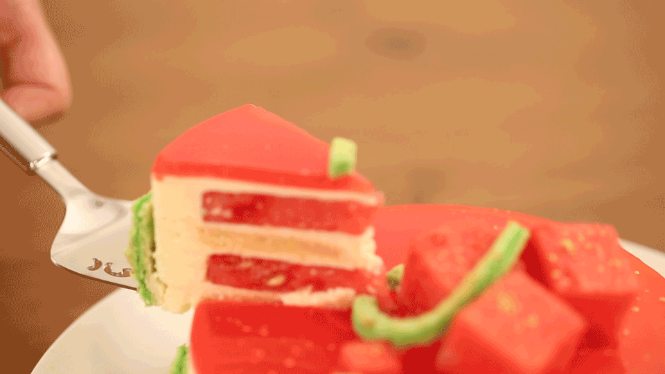 蛋糕 一块蛋糕 松软 草莓色