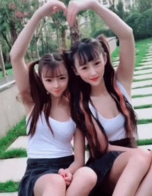 長(zhǎng)發(fā)美女 網(wǎng)紅 直播 可愛(ài)