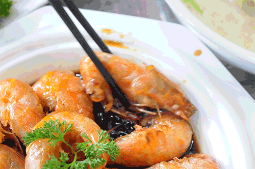大虾 海鲜 蘸一下 汤汁