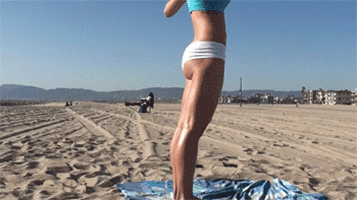 美女 性感 沙滩 锻炼