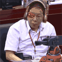 台北市长 拍桌 恶搞 戴耳机
