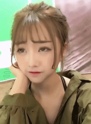長(zhǎng)發(fā)美女 網(wǎng)紅 直播 可愛(ài)