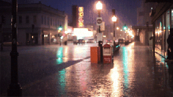街道 下雨 灯光 城市