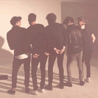 One Direction 扭动 手势 搞笑 明星
