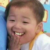 宋民国 露牙齿 斗图 搞笑 可爱 萌萌哒