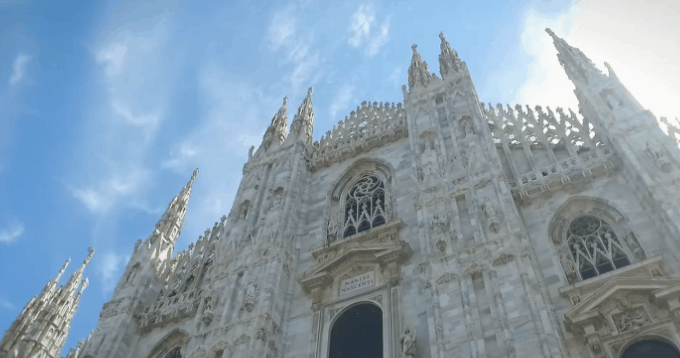 西方建筑 哥特式建筑 米兰大教堂 尖顶 意大利