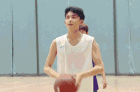 吴磊 投篮 帅气 帅哥 美男