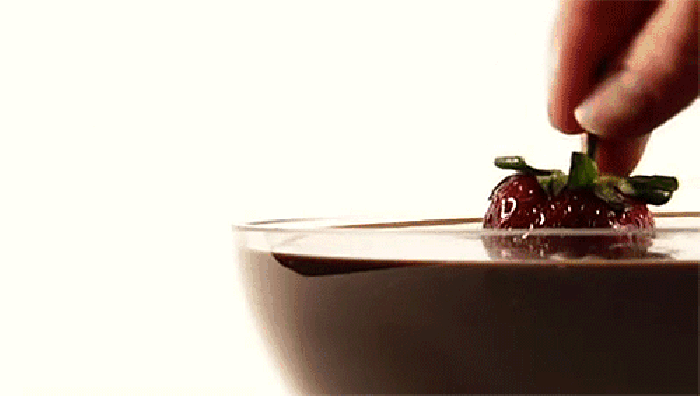 草莓 巧克力 制作 美食