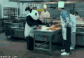 厨房 男人 熊猫 发飙
