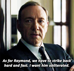 男人 西装 眼神 说话