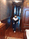 男孩 跳舞 扭动 搞笑