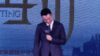 胡歌 可爱 笑容 摇头