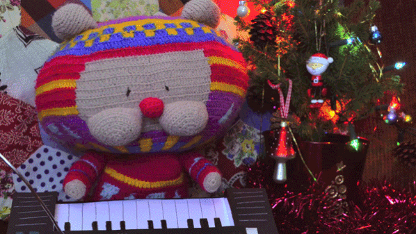 弹奏 玩偶 可爱 钢琴