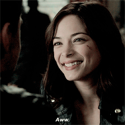 情侣 拥抱 开心