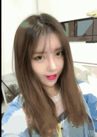 美女 可爱 撅嘴 亲亲