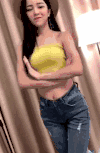 美女 扭动 可爱 自信