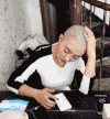 美女  红唇 光头 漂亮