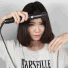 美女 吹风机  熨板 齐刘海
