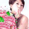 图片  动图  女人 花瓣