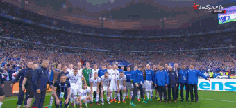 合影 冰岛队 球迷 2016欧洲杯 维京式战吼