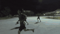 帅哥 奔跑 黑夜 肌肉