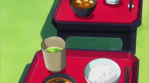 米饭 炖汤 果汁