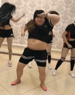胖女人 大肚子 跳舞 疯狂