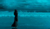 大海 海浪 沙滩 美女 背影