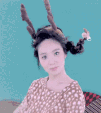 剪刀手 卖萌 美女 搞笑
