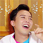 权志龙 大笑 流汗 恶搞