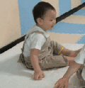 宋民国 可爱 萌娃 坐下玩
