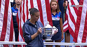 网球 女人 二千零一十五 最终的 冠军 公告 冲突 胜利 WTA 我们打开 退役 弗蕾维亚皮妮塔 意大利决赛 第一大满贯冠军 罗伯塔文奇