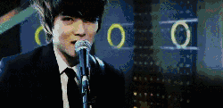 CNBLUE Hey&you MV Rock 乐队 唱歌 弹吉他 摇滚 摇滚乐队 李宗泫 现场表演 舞台 韩国乐队 音乐录影带