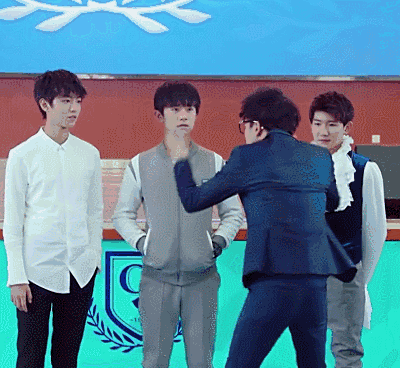 TFBOYS 王俊凱 易烊千璽 王源 帥哥
