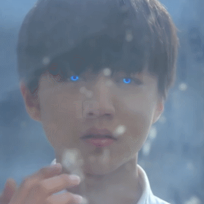 明星 TFBOYS 王俊凱