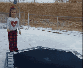 小孩 摔倒 冰面 雪地