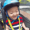 宋民国 萌娃 坐车 开心