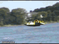 气垫船 hovercraft 飞起来 水上