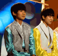TFBOYS 王俊凯 王源 易烊千玺