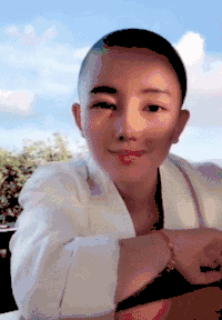 美女 气质 光头 个性