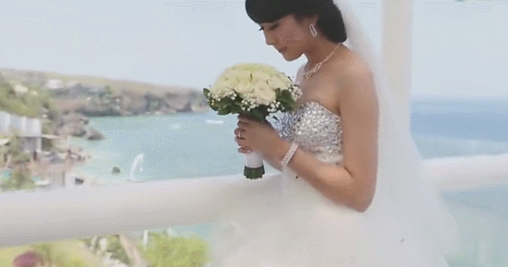 新娘 婚纱 鲜花 美景