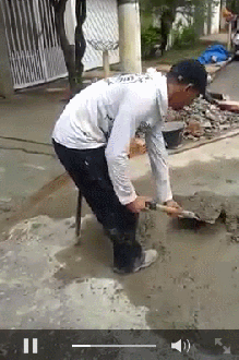 有趣 我靠 哈哈 该死 傻逼