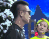 快乐大本营 赵丽颖 可爱 注视