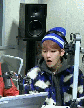 exo 边伯贤 可爱 卖萌