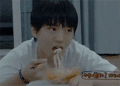 tfboys 王俊凯 午休吃货时间 秒静止 搞笑 逗比 爱豆