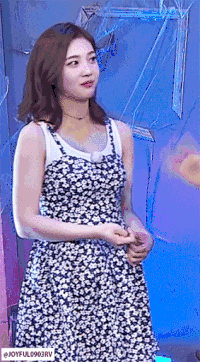 joy red velvet 不好意思 后退 害羞