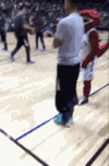 NBA 篮球 摔倒 起身