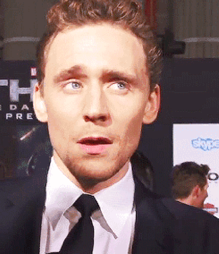 Tom Hiddleston 卖萌 帅气 男神